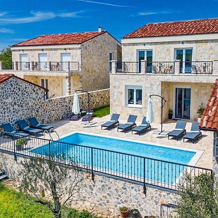 Luxury Stone Villa With Pool - Brisevo Luaran gambar