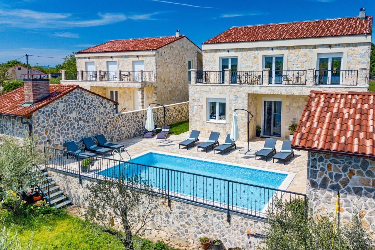 Luxury Stone Villa With Pool - Brisevo Luaran gambar
