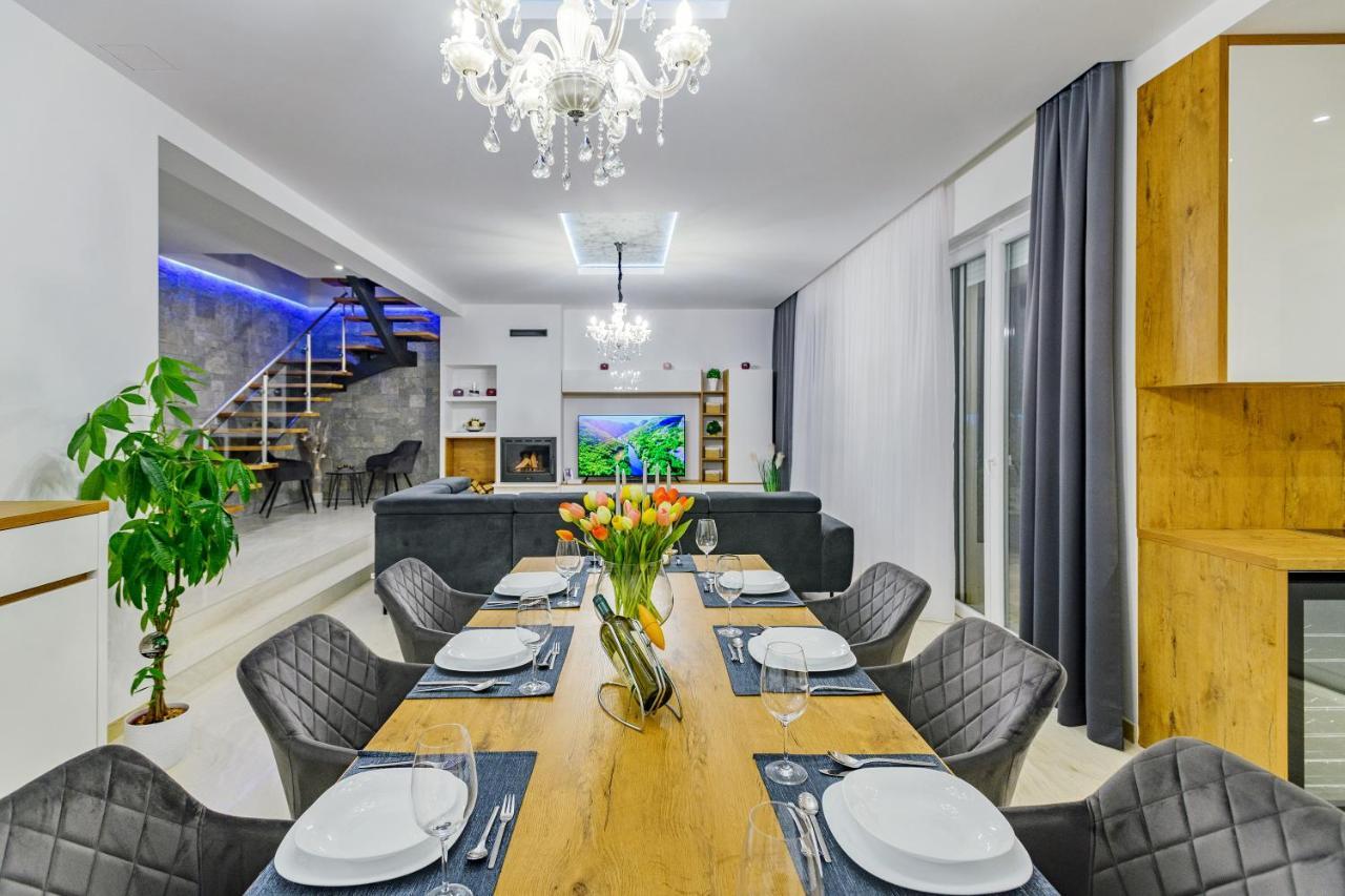 Luxury Stone Villa With Pool - Brisevo Luaran gambar
