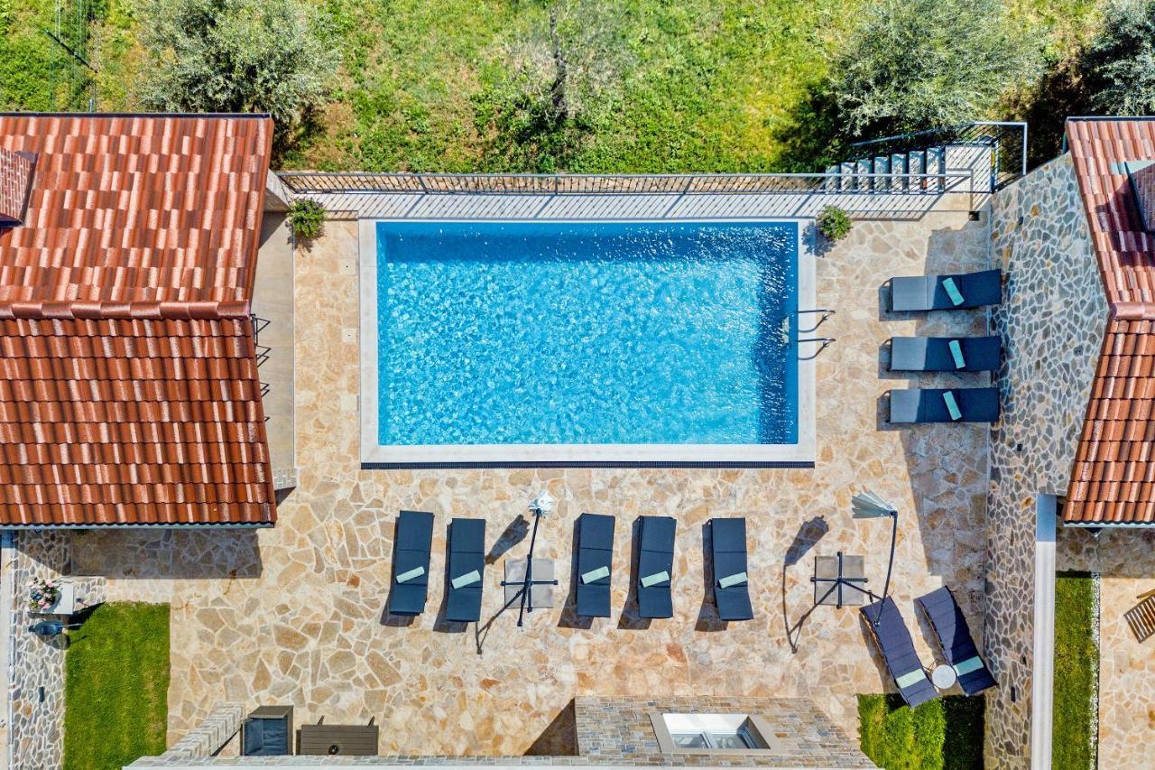 Luxury Stone Villa With Pool - Brisevo Luaran gambar